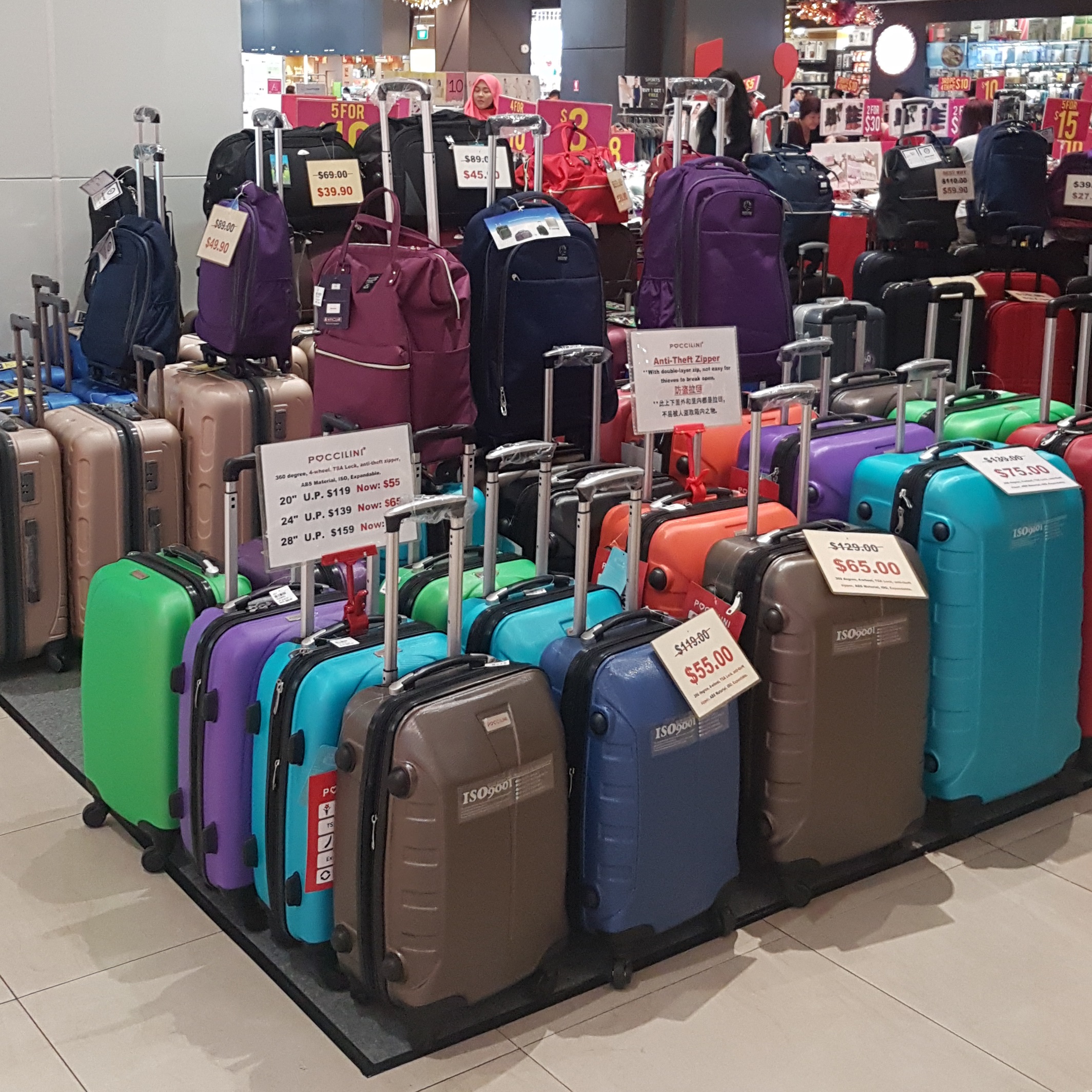 travel luggage in singapore